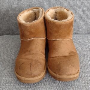 Lower price!*Shearling slippers(9M)